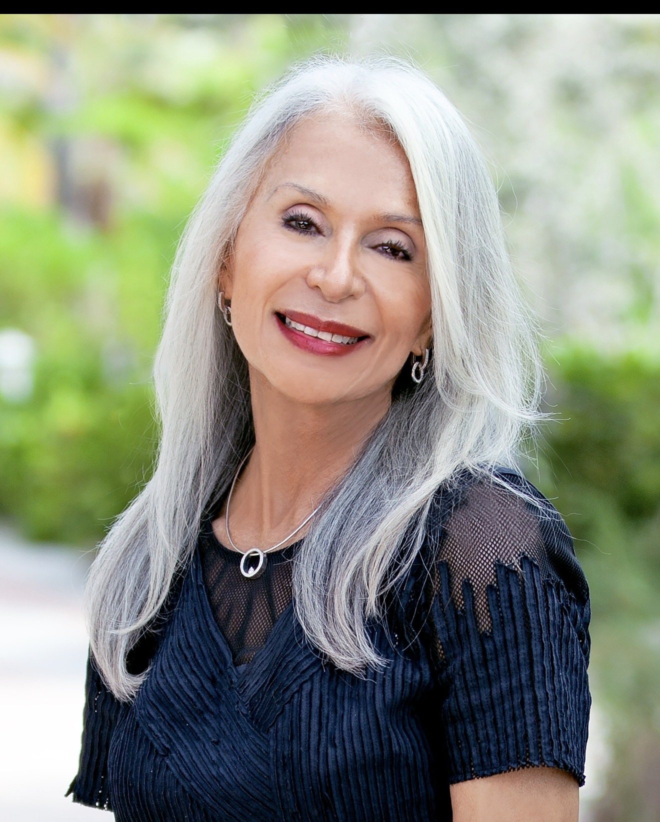 Professional portrait of Nelcida Chakoff
